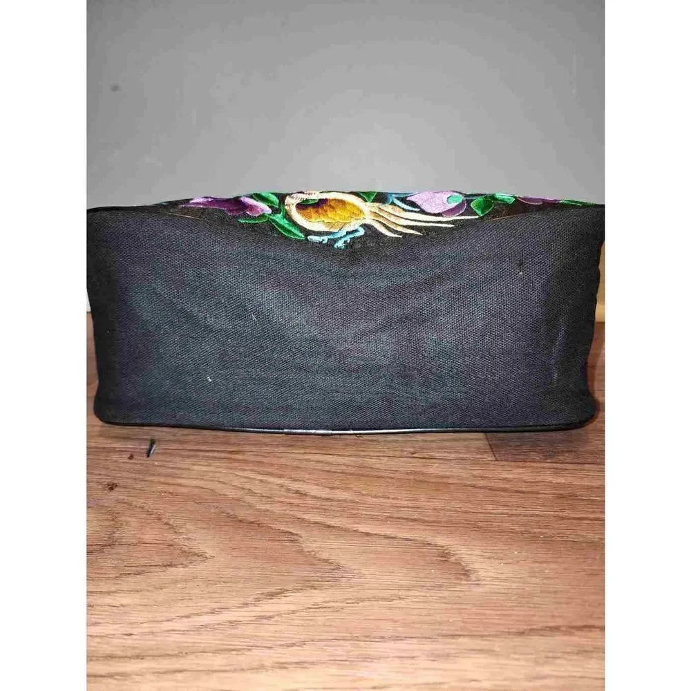 Canvas Embroidered satchel